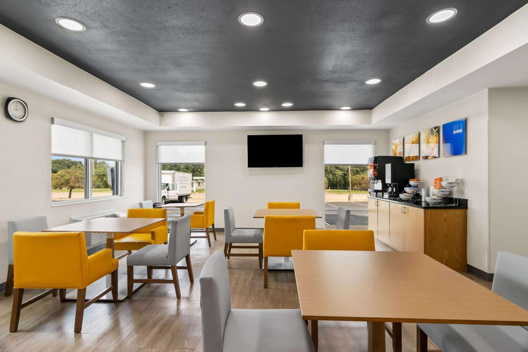 Inn Comfort Schererville